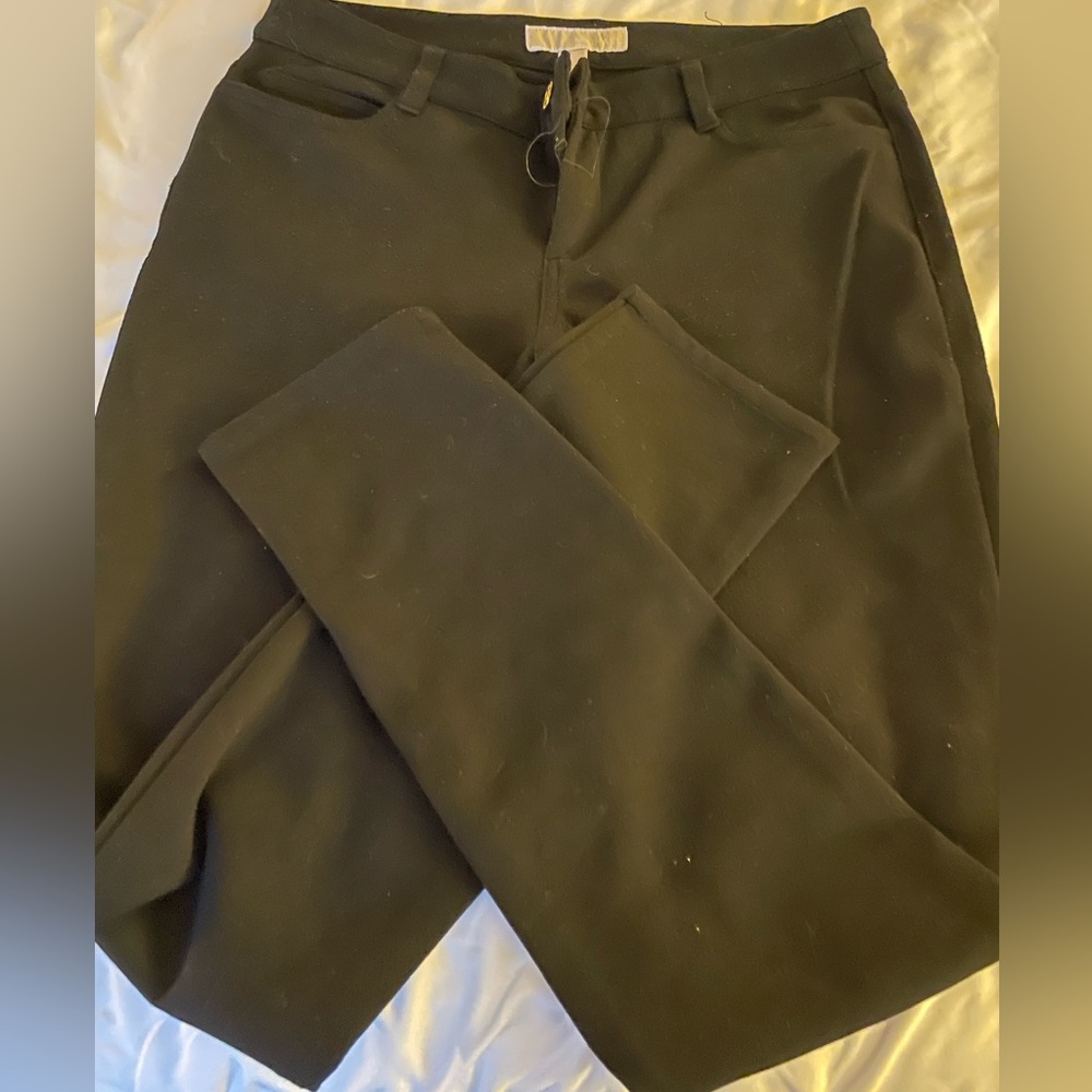 Black stretchy jeans